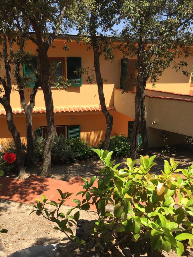 Hotel La Perla Del Golfo Procchio  Exterior photo