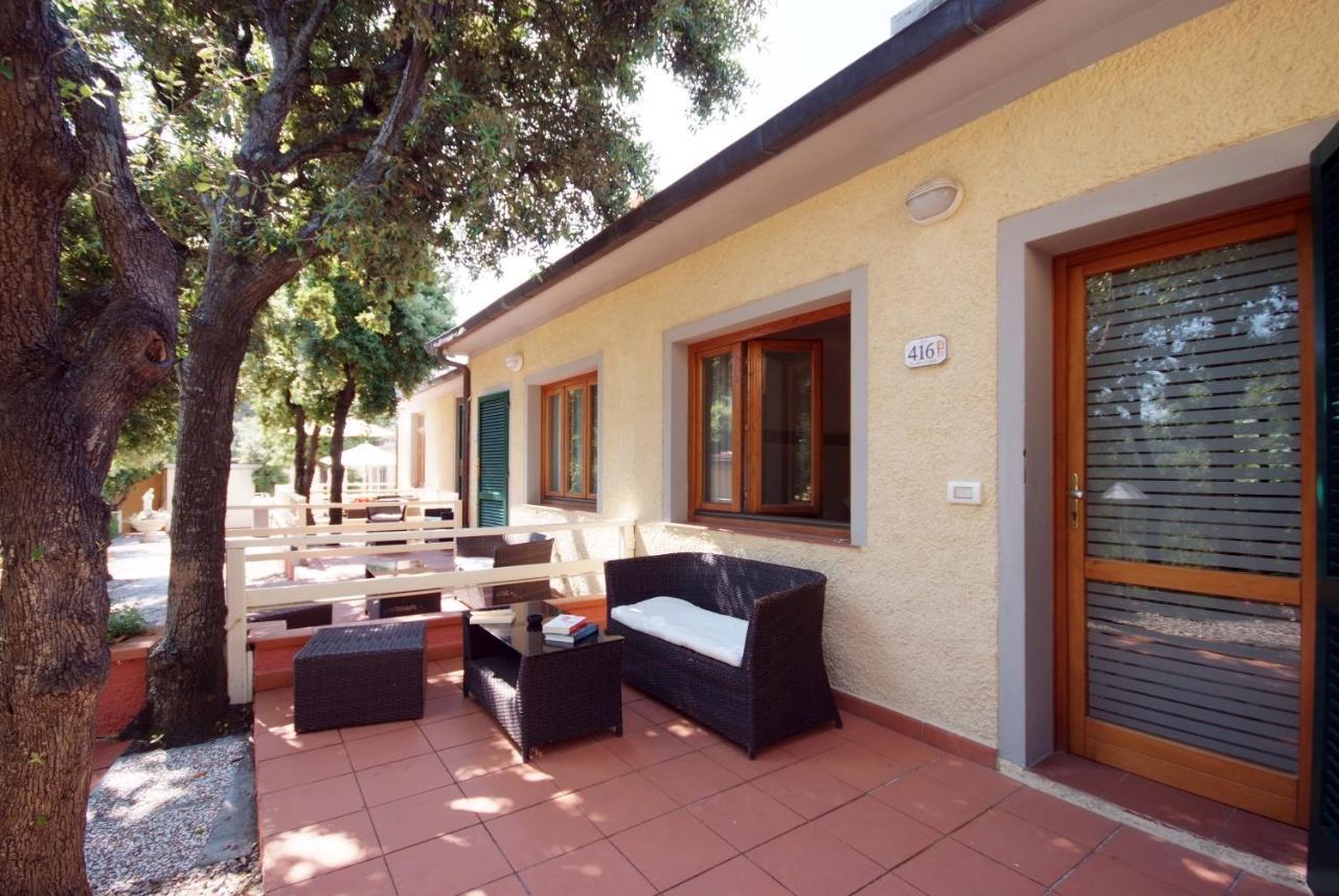 Hotel La Perla Del Golfo Procchio  Exterior photo